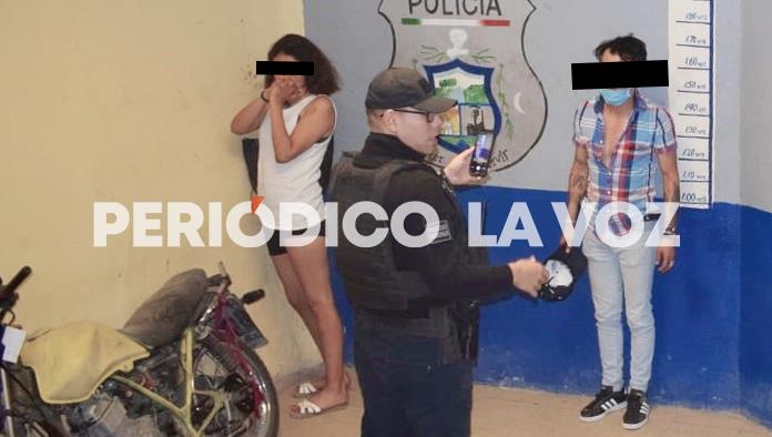 Encuentra a su esposo con otra