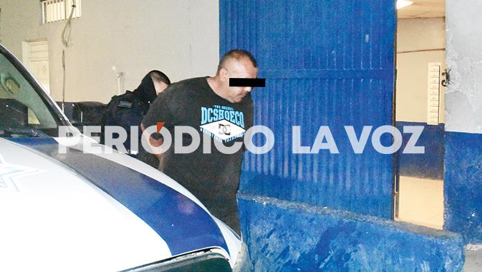 Aterroriza a vecinos