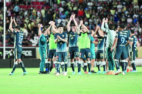 América logra agónico triunfo