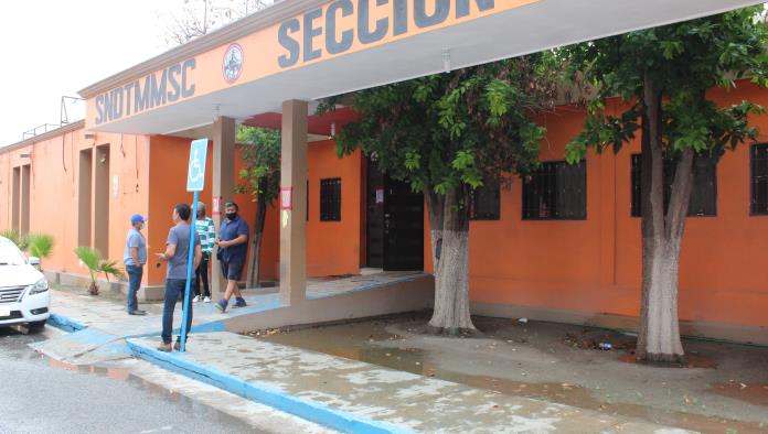 Contrata AHMSA a hijos de trabajadores