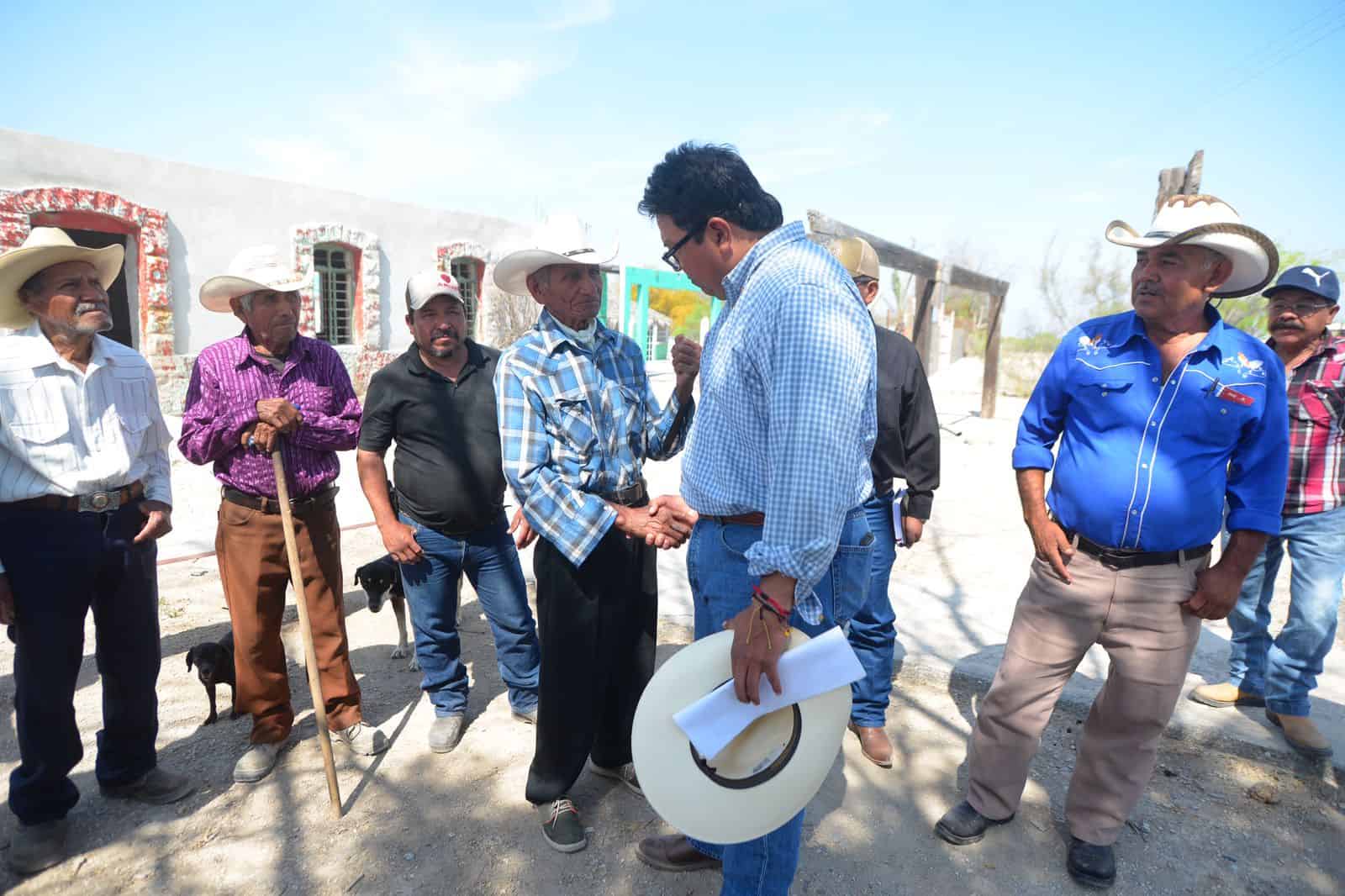 Atiende Piña a ejidatarios