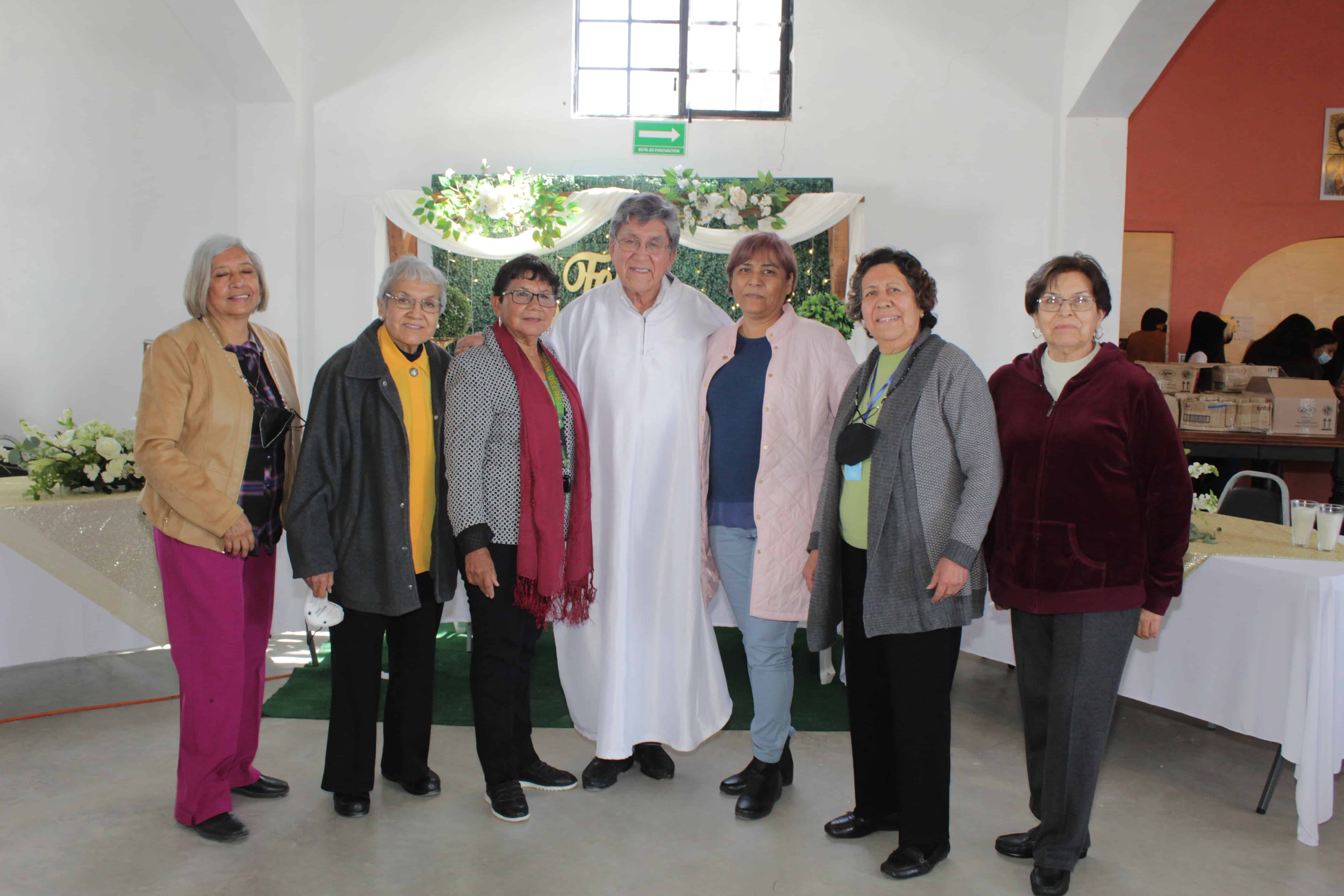 Bendiciones para Padre Alejandro