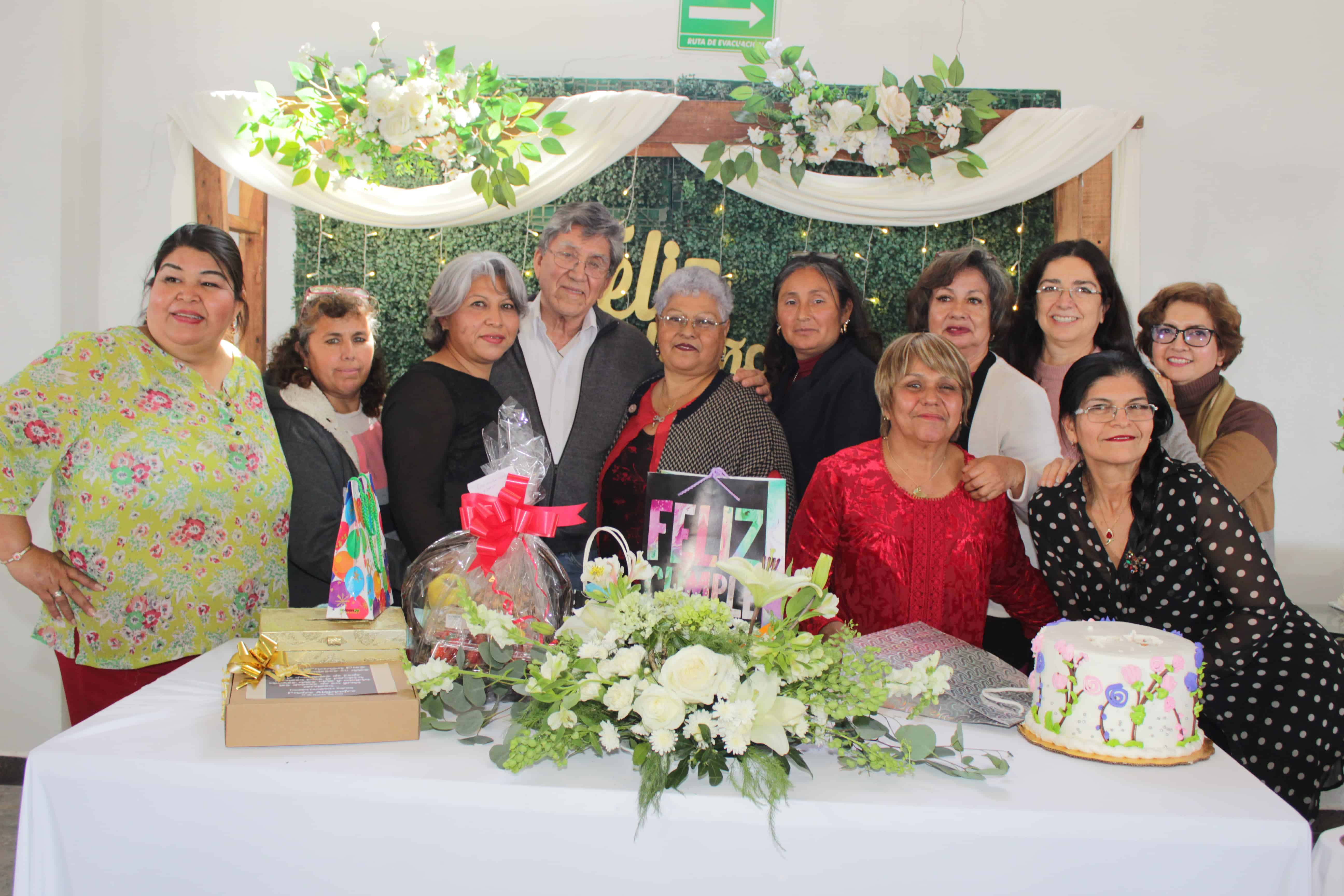 Bendiciones para Padre Alejandro