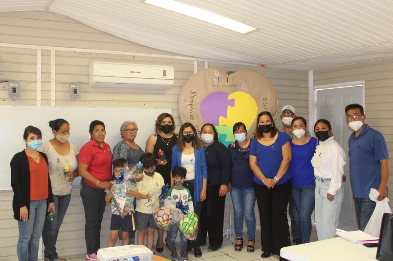 Acude DIF Cuatro Ciénegas a plática sobre autismo