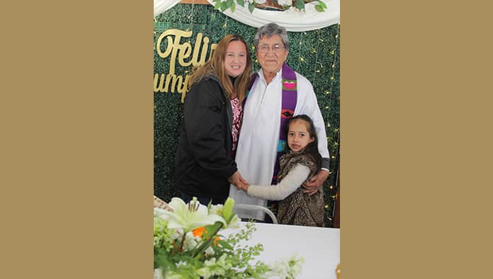 Bendiciones para Padre Alejandro