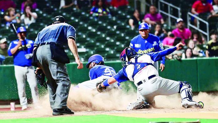 Acereros funde al Tecolote