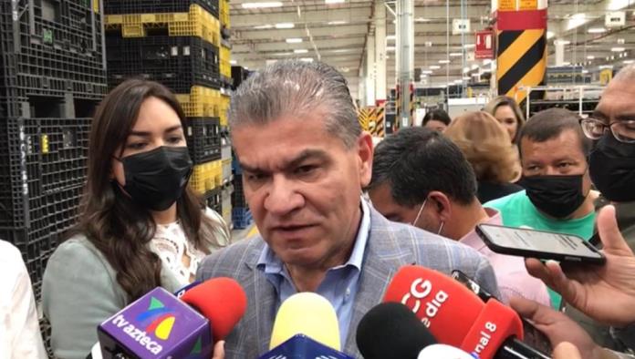 Acata Riquelme decisión del INE