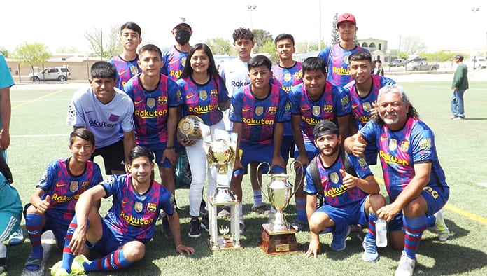 Ganó Lazzer Jr. en duelo de campeones