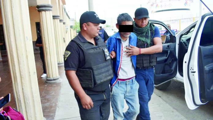 Encadena a estudiante del Cetis 46; detienen a depravado 