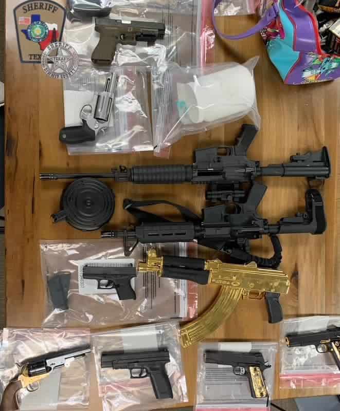 Decomisa DEA drogas y armas sin precedentes