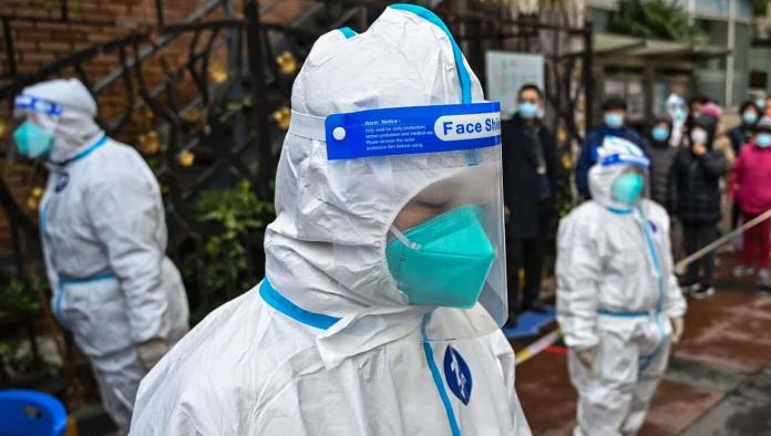 Alerte en China; 21,000 nuevos casos de covid en Shanghái