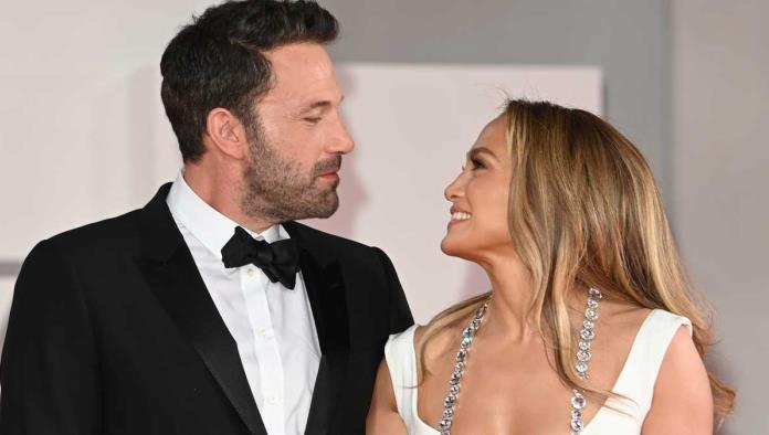 Ben Affleck y Jennifer López se dieron el sí
