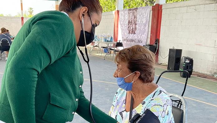 San Buenaventura: Acercan servicios médicos