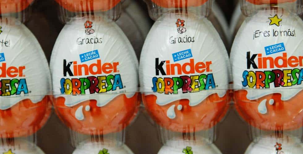 Investigan a Ferrero por lote de huevos Kinder con salmonela