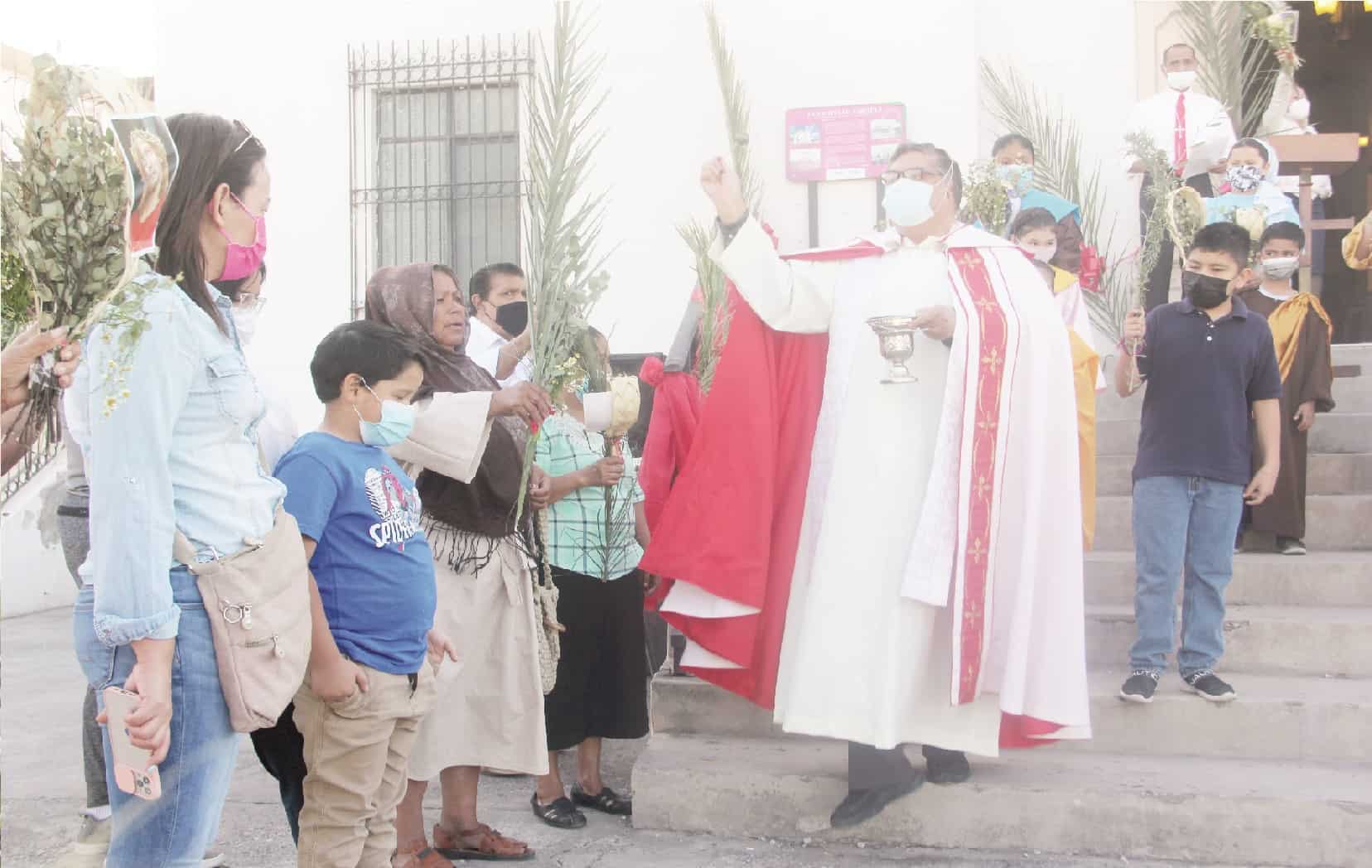 Acuden más de 200 a procesión de ramos