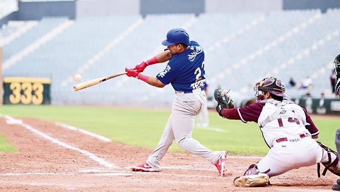 Acereros recibe a Leones de Yucatán