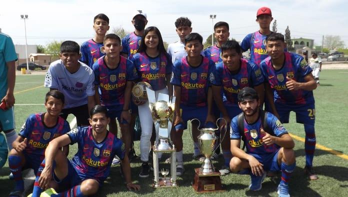 Lazzer Jr. cortó vuelo a Halcones