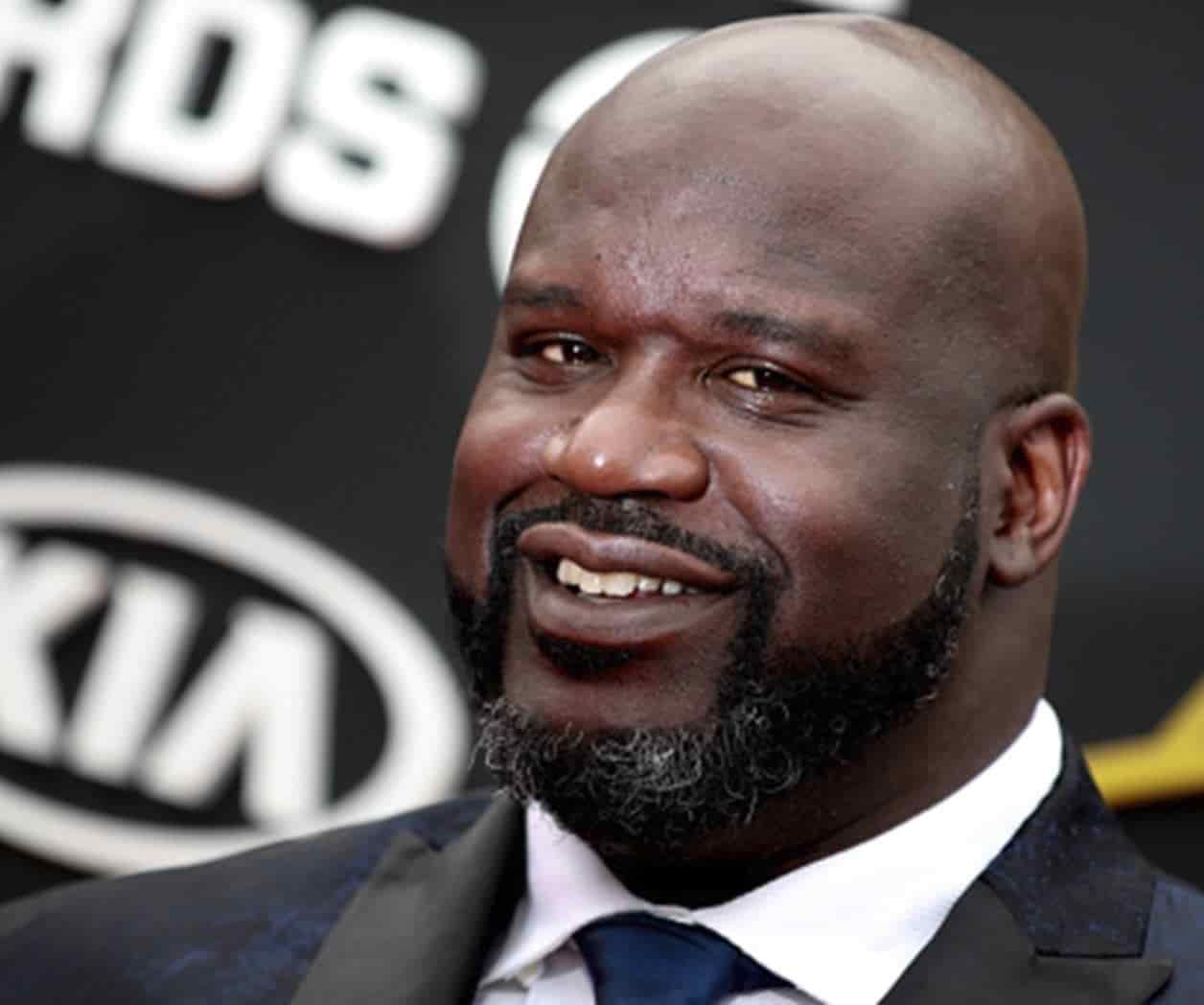 Shaquille ONeal reparte pizzas y los confunden con Michael Jordán