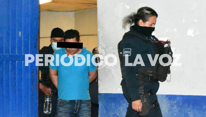 Causa destrozos en casa de su ex