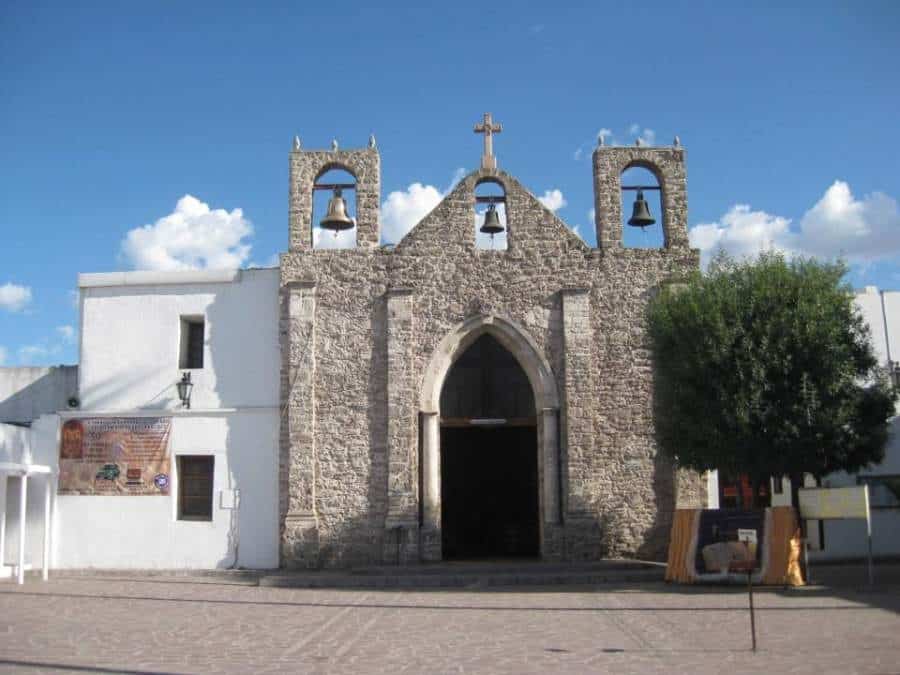 Podrían ser jóvenes que hagan su servicio social, los que sean nombrados embajadores turísticos.