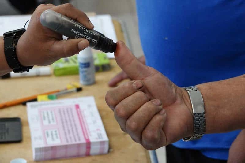 Personas adultas mayores y adultos  más jóvenes se volcaron en las urnas a emitir esta opinión histórica en México.