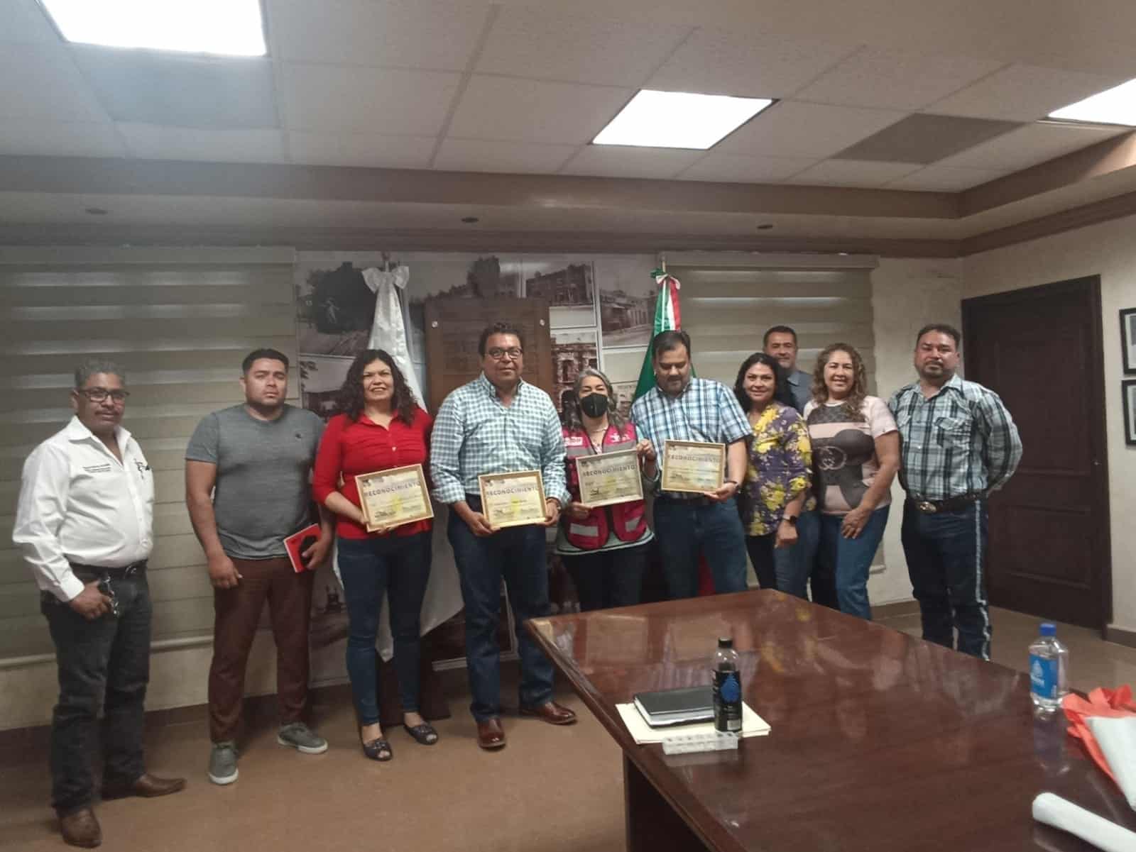 Triunfan comida regional en concurso nacional
