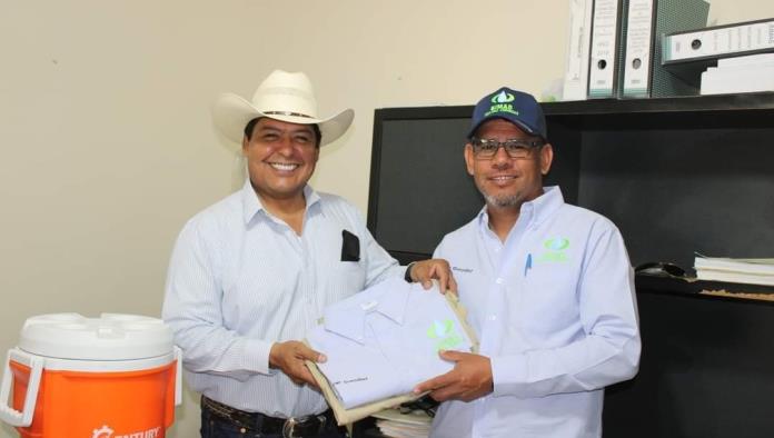 Dota Beto Villarreal uniformes en SIMAS