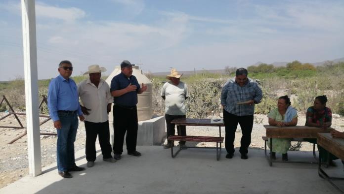 Visita alcalde ejido Presa Rodríguez