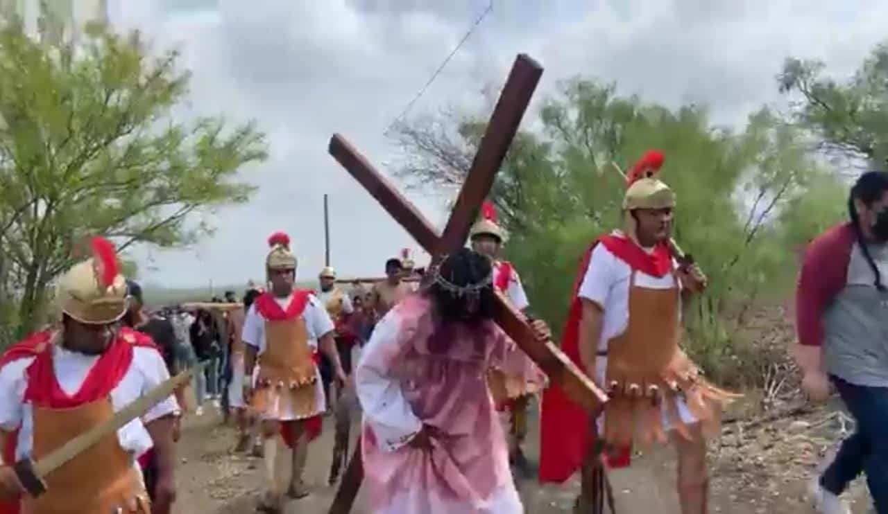Realizan Viacrucis Viviente sin incidentes.