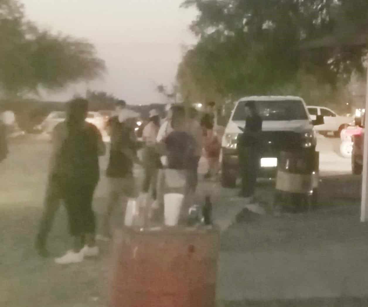 Tremenda trifulca se armó en las palapas de la presa.