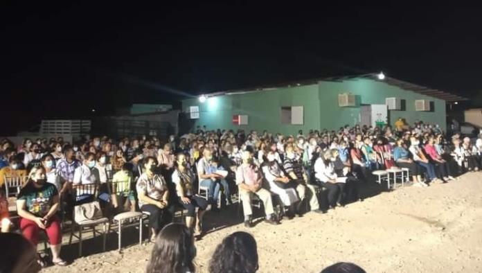 “Resucitó, Aleluya Aleluya”