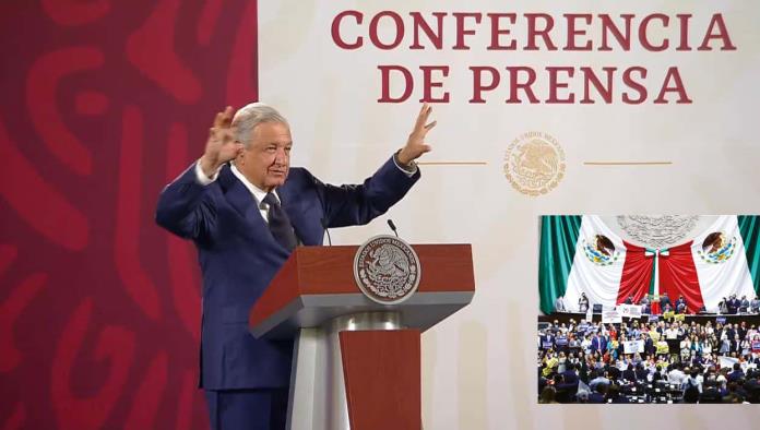 Llama AMLO traicioneros, vendepatrias y paleros a diputados