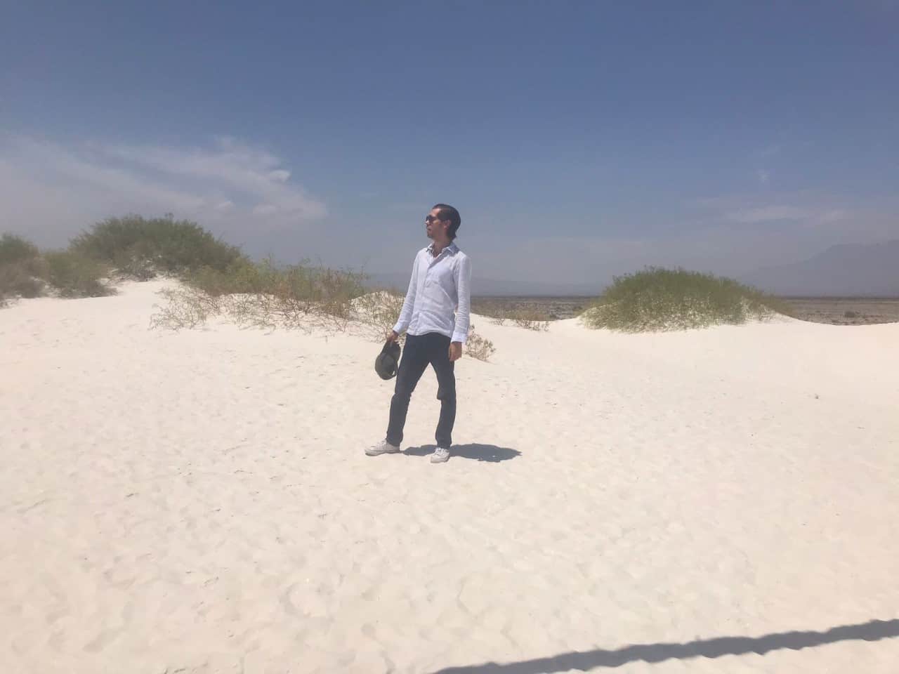 Disfrutan turistas de  “Luna Rosa”