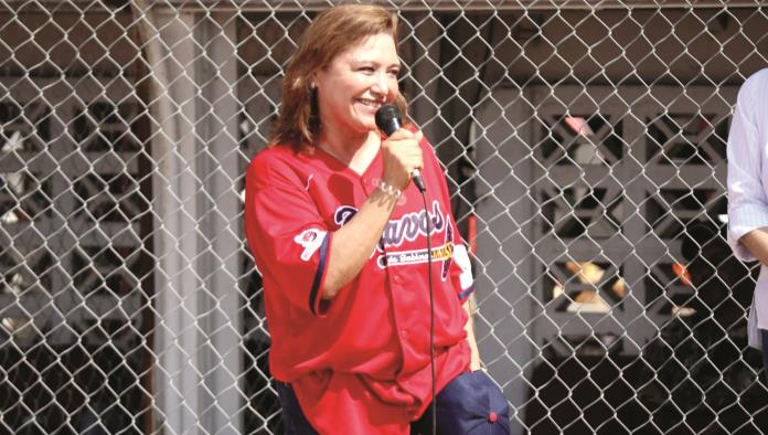 Impulsa Diana Haro beisbol en Sabinas