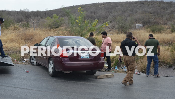 Se ‘voltea’ en curva maldita