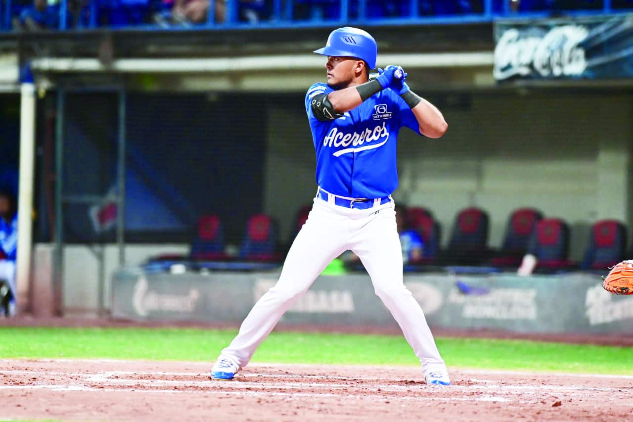 Prospectos monclovenses hacen equipo con Acereros