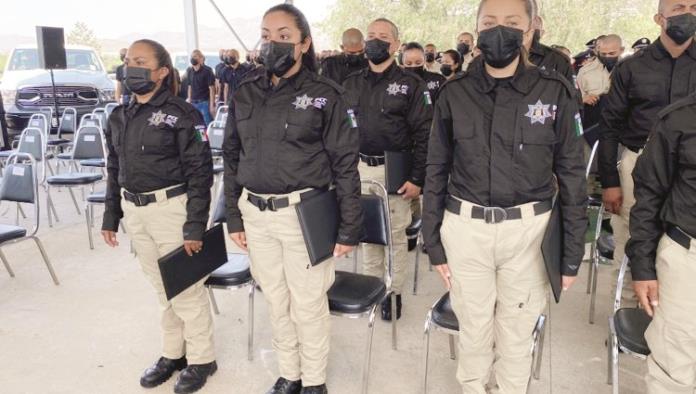 Destacan mujeres en Policía Estatal