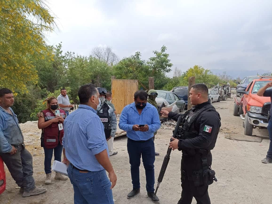 Realiza Sedena y Guardia Nacional desalojo de un yonke ubicado en la calle Apolonio M. Avilés.