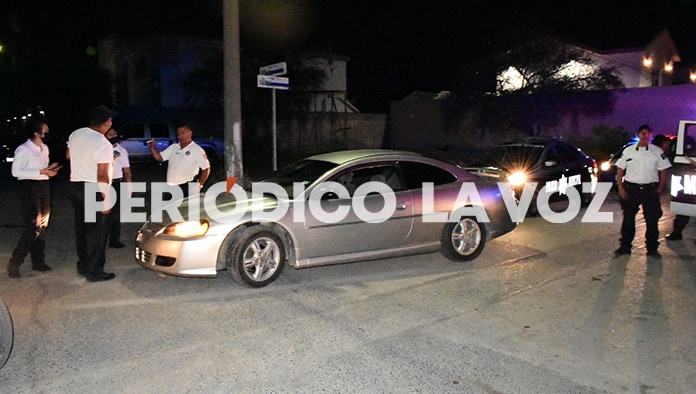 Daña en persecución patrulla y unidad de Protección Civil