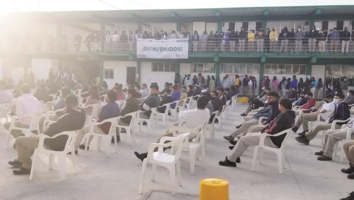 Elevan la colocación de recién egresados