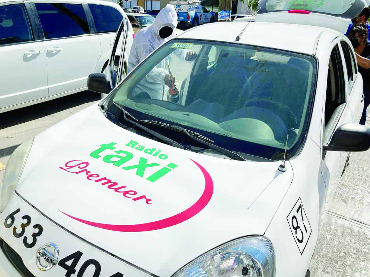A partir de la próxima semana choferes de taxis Premiere deberán presentar carta de no antecedentes penales.