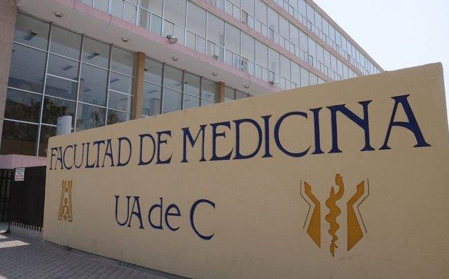 Saturan las Facultades de Medicina