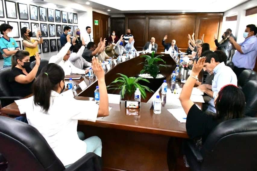 La Comisión de Hacienda informó detalladamente los miembros del cabildo, el estado financiero del mes de marzo y el avance del primer trimestre del ejercicio fiscal 2022.