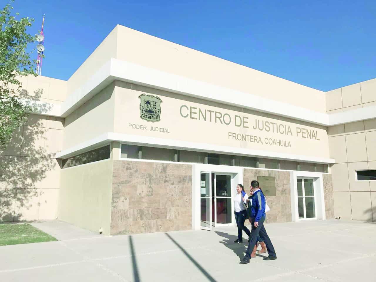 Se queda preso Intendente IMSS por ser delito grave
