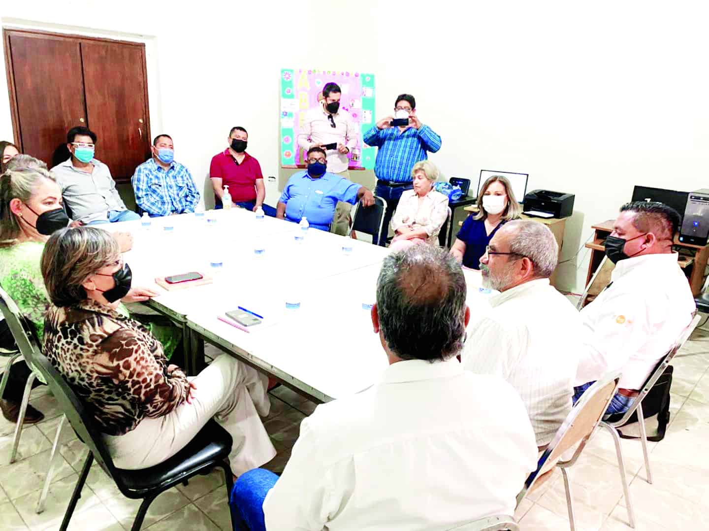 Capacitan a los bibliotecarios