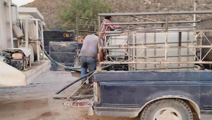 Agobia sequía a Ciénegas; Alcalde envía pipas