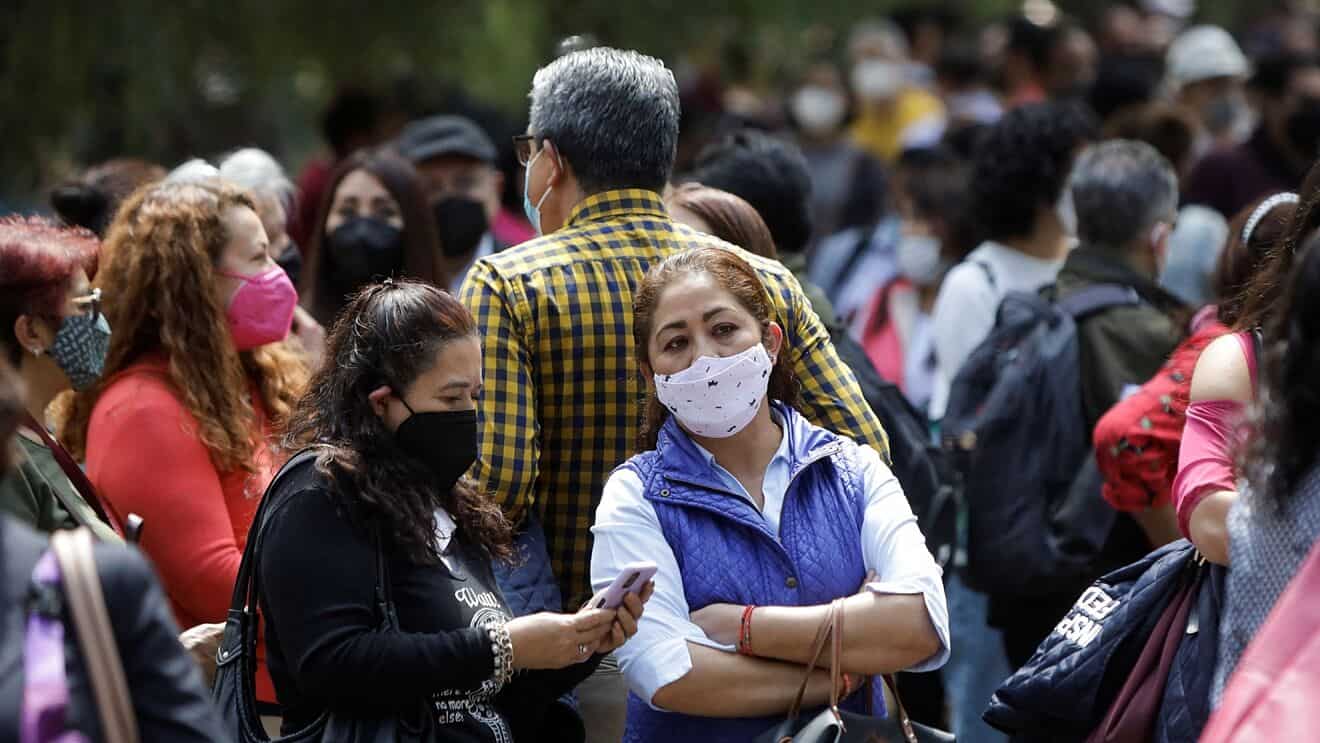 “Ya no es imprescindible el uso del cubrebocas”; Afirma Gatell