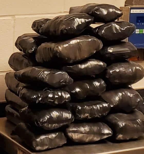 Incautan drogas por 737 mil USD en Aduana de Del Río