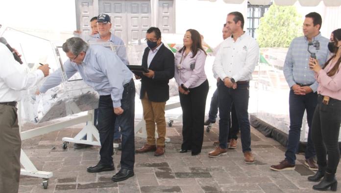 Premia Coahuila a contribuyentes