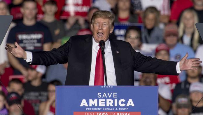Trump afirma que no volverá a Twitter pese a compra de Elon Musk